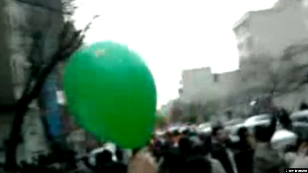 نمایی از تظاهرات روز سه‌شنبه در تهران 