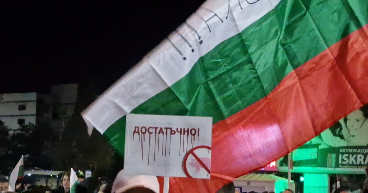 ბულგარეთის მთავრობა გადადგა ორკვირიანი საპროტესტო აქციების ფონზე