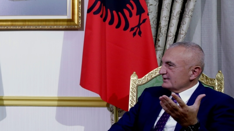 Албанија по три години доби Уставен суд