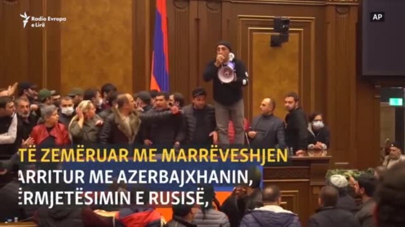Shpërthen zemërimi në Armeni, pas marrëveshjes për Nagorno Karabakun