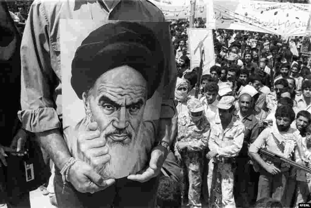 Images Of The Iranian Revolution #7