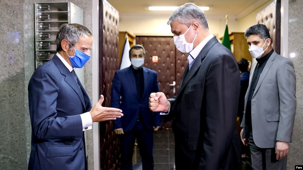رافائل گروسی در تهران با محمد اسلامی دیدار کرد