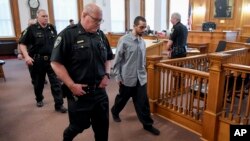 ჰადი მატარი სასამართლოს დარბაზში 