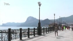 За отдых в Крыму придется доплачивать 50 рублей в сутки