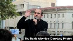 ირაკლი კიკნაველიძე