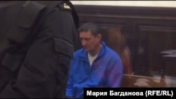 Андрей Бурсин в зале суда  
