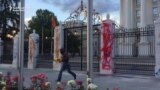 Macedonian Protesters Spray Parliament Gates, Police Question Activists