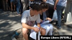 La fostul Consulat al României din str.Vlaicu Pârcălab