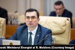 Secretarul de stat al Ministerului Energiei, Constantin Borosan, la ședința guvernului din 18 decembrie 2024.