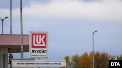 Операції з автозаправними станціями під брендом «Лукойл» дозволені до 29 квітня 2026 року