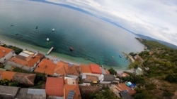 Охридското Езеро не е заштитено од отпадните води од населените места во целиот Охридски регион. 