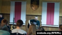 Выступ Аляксандра Памідорава ў Вялейцы