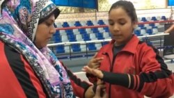 پېښور کې د سوکوهنې لومړۍ ښځينه روزونکې