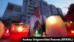 Svjeće za ubijene u napadu u školi u Kazanju, 11. maj