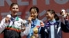 فریبا هاشمي  - د نقرې مډال ګټلی 