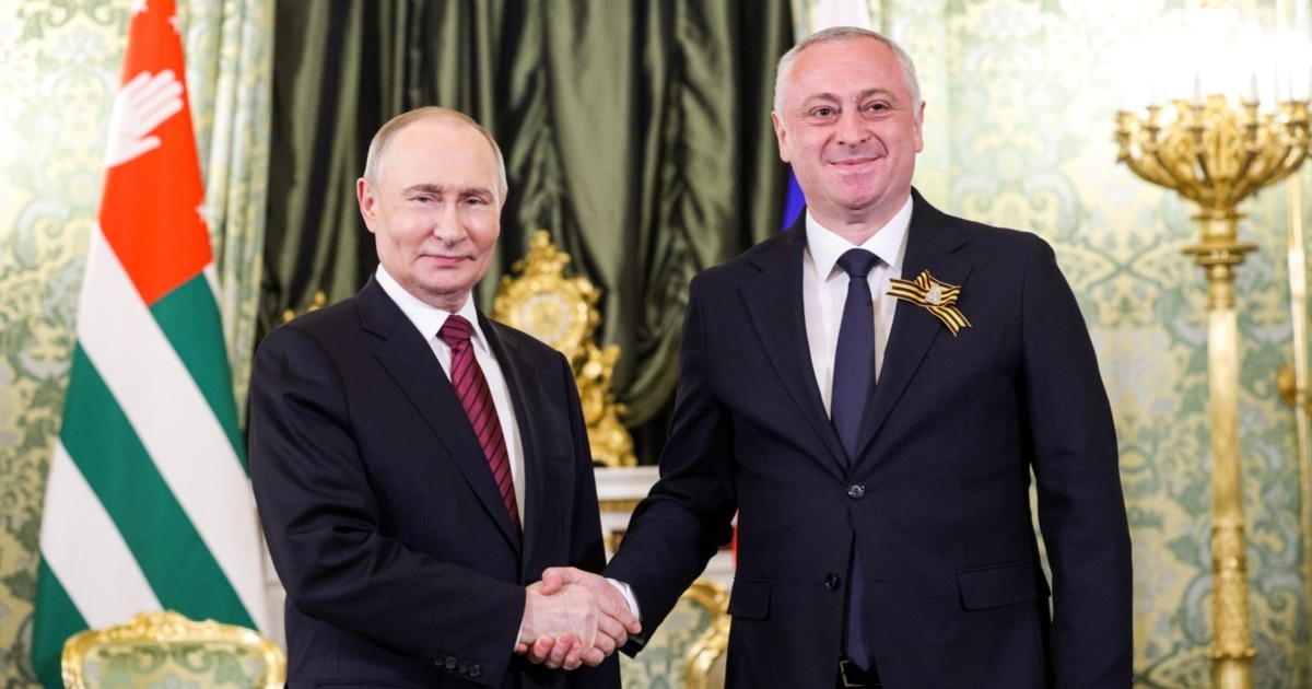 პუტინმა ოკუპირებული აფხაზეთის განვითარების ხელშეწყობის შეთანხმება დაამტკიცა