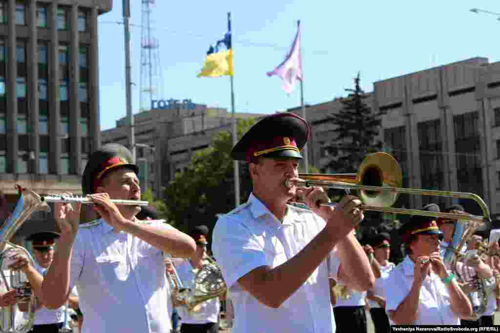 Плац-концерт військового оркестру