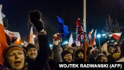 Варшавадагы демонстрация. 16-декабрь, 2016-жыл. 
