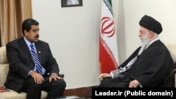 Lider Venecuele Nikolas Maduro u poseti kod vrhovnog vođe Irana Alija Hamneija, Teheran, novembar 2015.