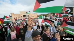 Manifestație la Sarajevo în sprijinul palestinienilor din Gaza.