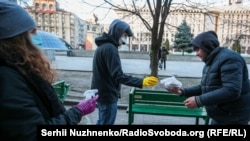 У масках і з собаками: нові правила відвідування громадських місць від уряду