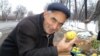 Kyrgyzstan-Osh, apple, 9Dec2014