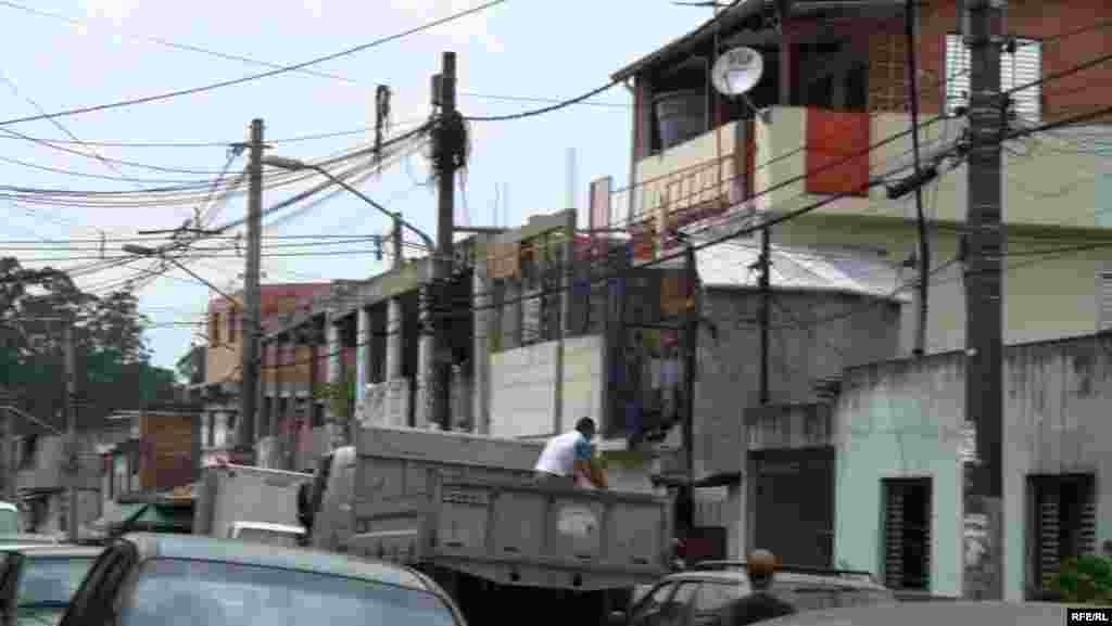 Paraisapolis Community Program #56