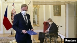 Президентът на Чехия Милош Земан назначи в неделя Петр Фала