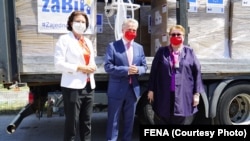 Šef Delegacije EU Johann Sattler uručio je danas u Sarajevu medicinsku opremu koju je donirala Evropska unija