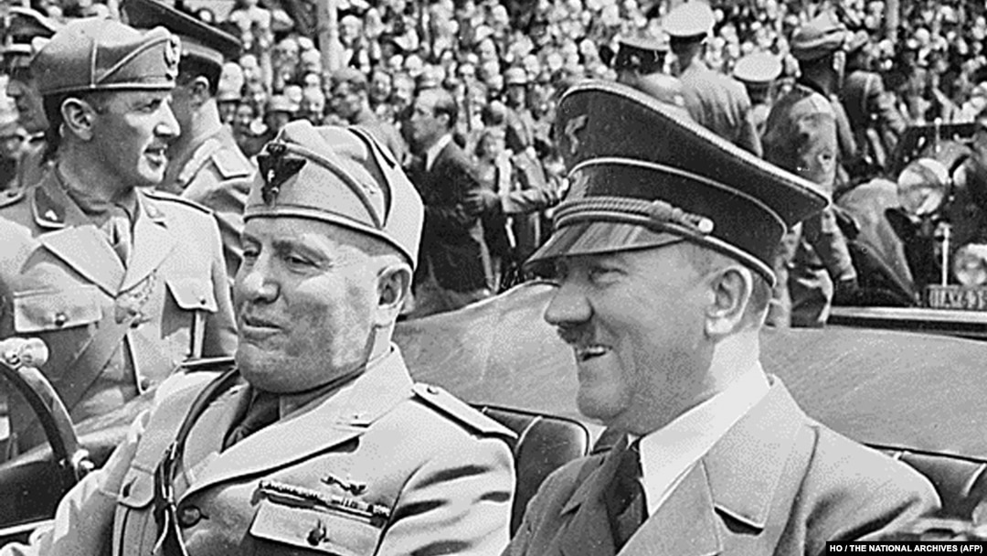 Адольф Гитлер и Бенито Муссолини. Июнь 1940 года