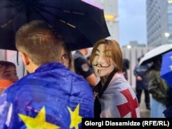 აქცია „ქართული ოცნების“ ოფისთან