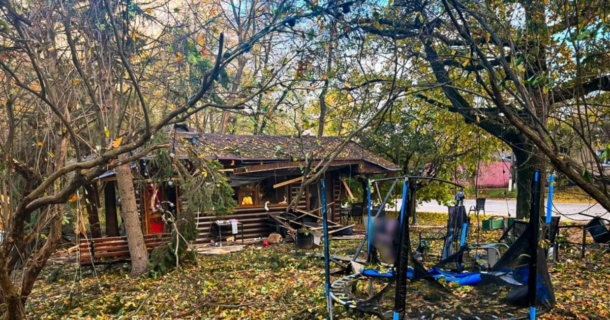 ექვსი ადამიანი დაიღუპა ხარკოვის ოლქში, პარკზე რუსეთის დარტყმის შედეგად