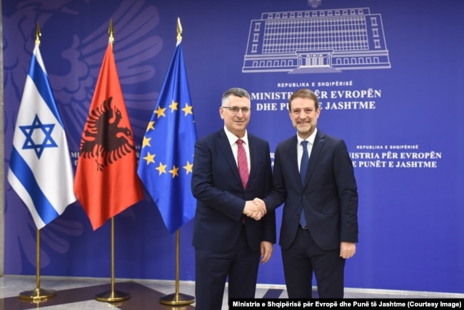 Saar dhe Hoxha gjatë takimit në Tiranë, 12 tetor 2026\.
