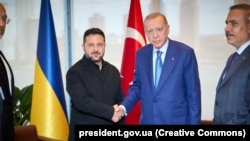 Зеленський відвідає Стамбул: головні теми перемовин із Ердоганом – війна та безпека Чорного моря