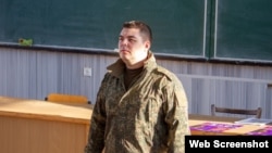 Агітатор виступає перед студентами університету імені Даля в окупованому Луганську