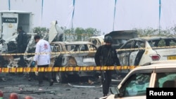 Aftermath of an explosion near the historic Red Fort in the old quarters of Delhi