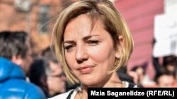 ანა დოლიძე