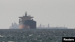Data from ship tracking services listed at least four ships that had passed or were passing through the 30-kilometer-wide Strait of Hormuz in the hours after the US blockade of Iranian ports came into force. (file photo)