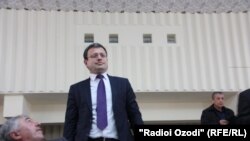 Зинатуллоҳ Исмоилзода, раиси Иттиҳодияи журналистони Тоҷикистон.