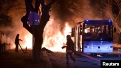 According to the Ankara governor, the bomb appeared to have targeted a convoy of buses carrying military personnel.