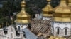 Дах Києво-Печерської лаври відновлюють після удару російського дрона, липень 2026 року