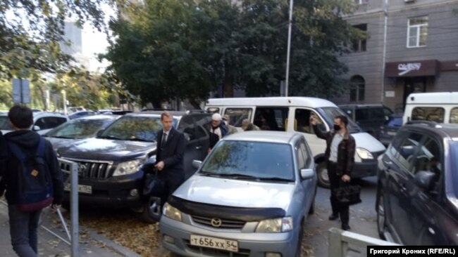Виссариона доставили в Следком Новосибирска