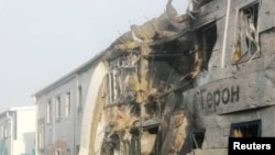 Пошкоджена будівля після атаки українського безпілотника в Єлабузі, Татарстан, Росія, 2 квітня 2024 року