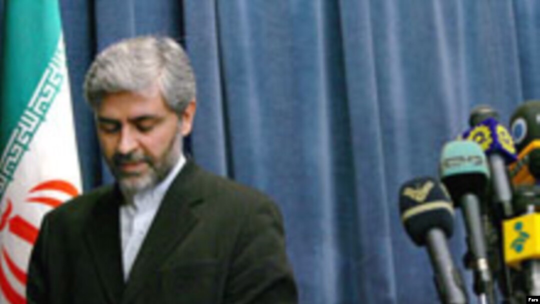 آقای حسینی گفته است: بحث تضمين امنيتی خواست ايران نيست. (عکس: فارس)