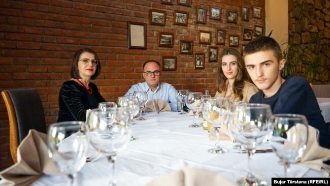 Familja Fejzullahu