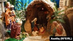 Різдво Христове відзначають 25 грудня не тільки католицька і протестантська церкви, але й пов’язані з ними релігійні напрямки – ті, хто слідує у церковній хронології за Григоріанським календарем