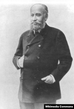 Лазар Бродський (1848-1904) – купець першої гільдії, відомий київський підприємець-цукрозаводчик, профінансував будівництво найбільшої в Києві синагоги