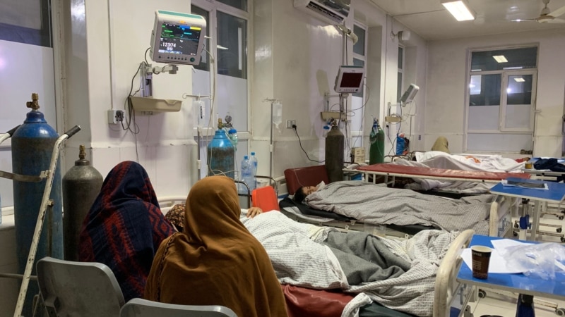 طالبان راهبرد پنج‌سالۀ صحت را اعلام کردند؛ نظام صحی افغانستان همچنان زیر فشار بحران و کمبود کادرهای زن