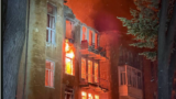 Иллюстративное фото. Пожар в жилой многоэтажке в Одессе в результате одного из российских обстрелов в июне 2025 года