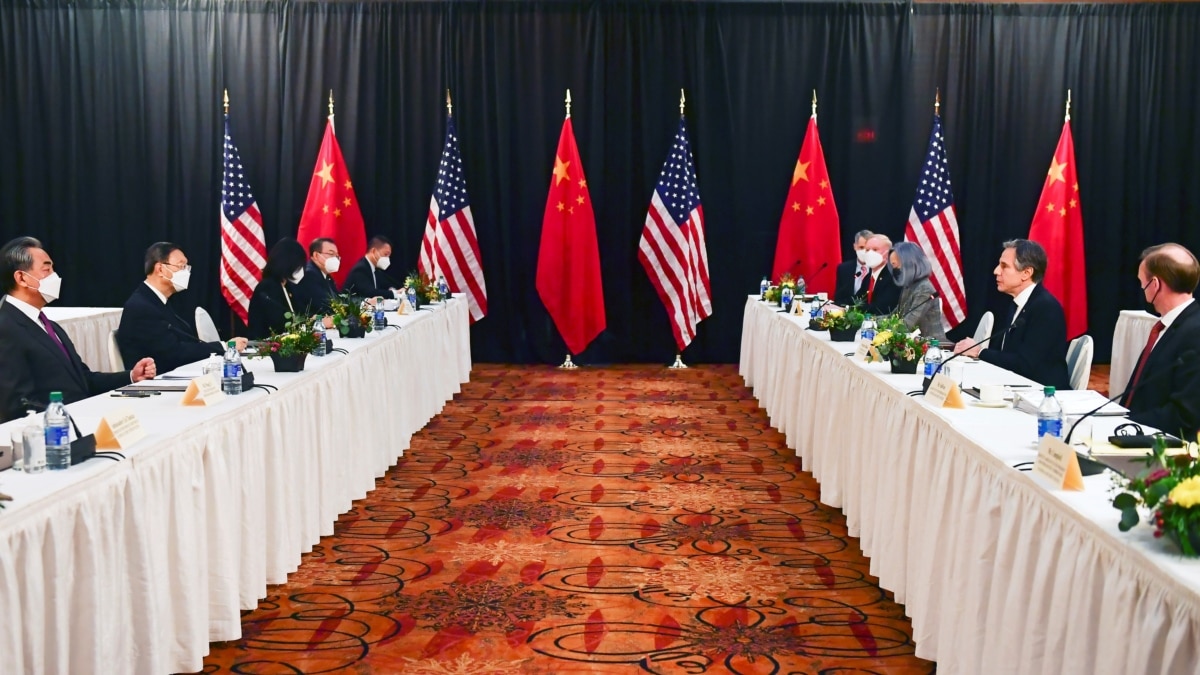 Дипломати США та Китаю провели перші після приходу адміністрації Байдена очні переговори
